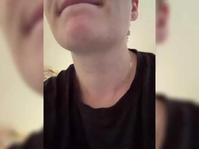 -Mint from BongaCams