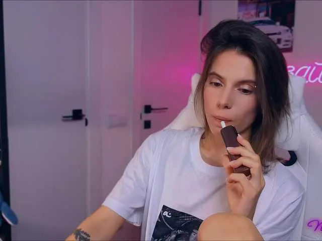 Offline -naomisweet- on BongaCams