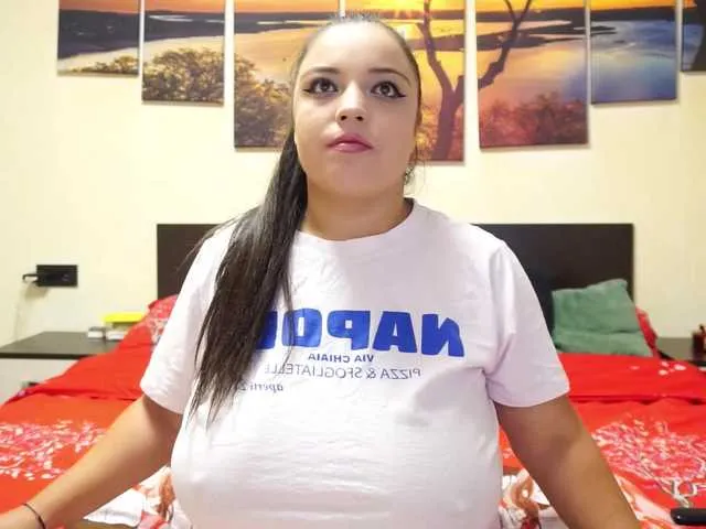 Offline adellineee on BongaCams