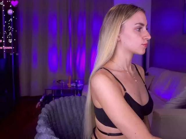 adria-lux from BongaCams is Freechat