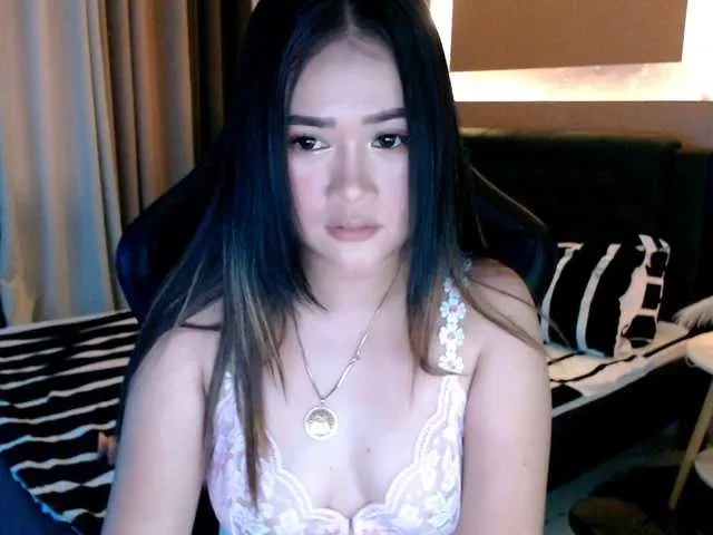 Offline AdriannaFowler on BongaCams