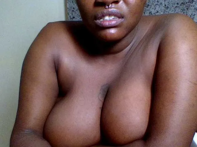 Offline AfroBooty on BongaCams