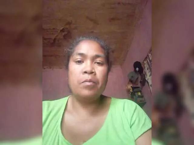Aiina from BongaCams