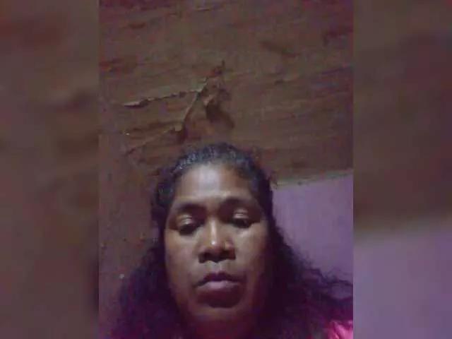 Aiina from BongaCams