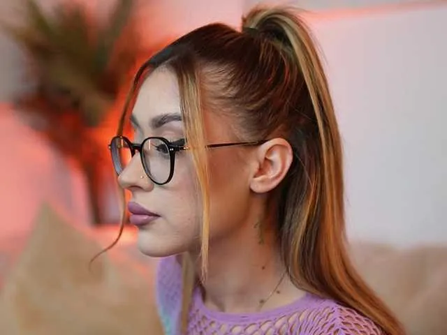 Offline AileenKiss on BongaCams