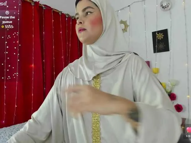 Offline AishaAmin on BongaCams