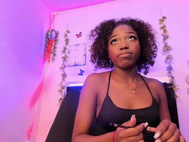 AkariRosetti on BongaCams 