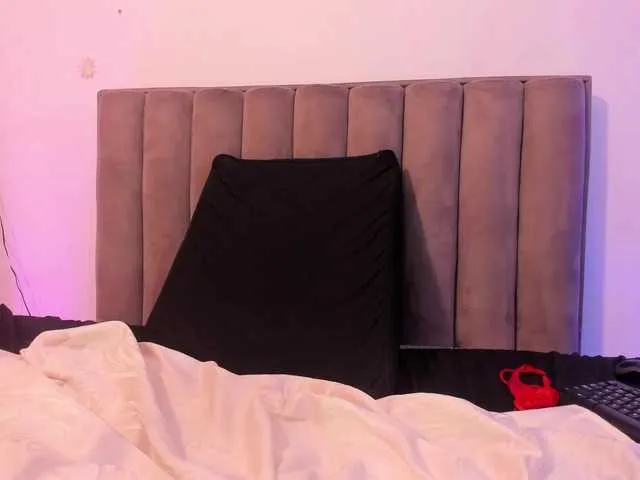 AkariRosetti on BongaCams 