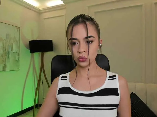 AlanaCraft on BongaCams 