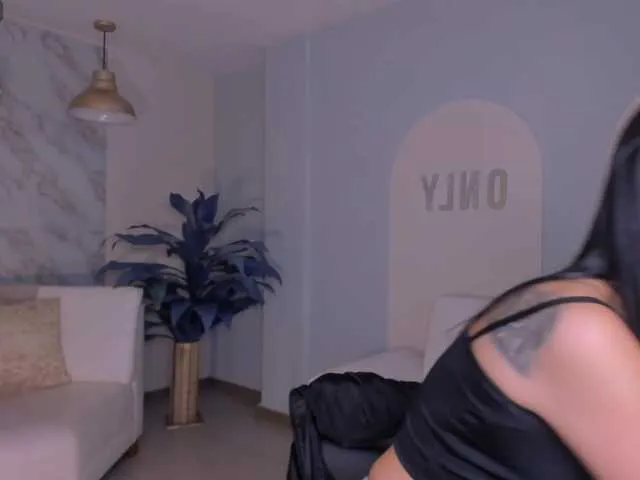 AlanaCraft on BongaCams 