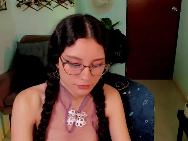 Offline Alexa-Daddario on BongaCams