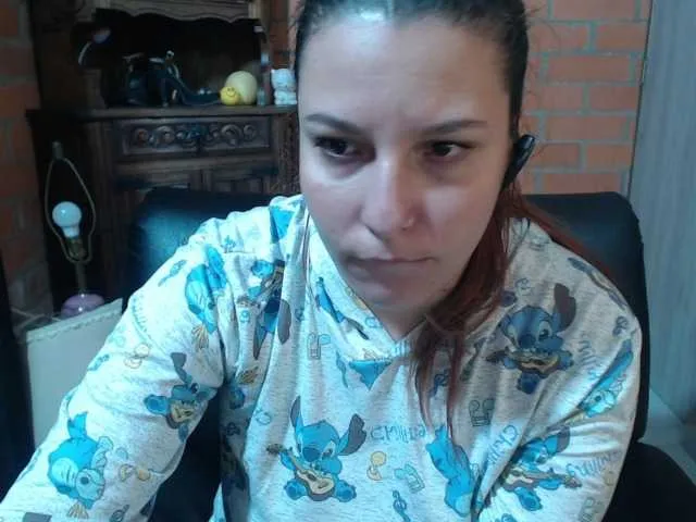 Freechat alexa-kiut on BongaCams