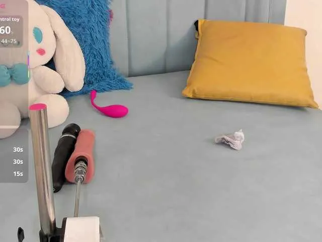 Offline AlexaFoxy18 on BongaCams