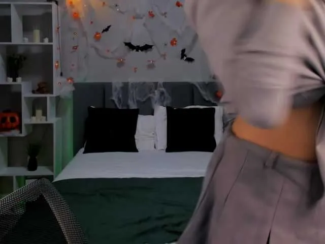 Offline AlexaHarmon on BongaCams