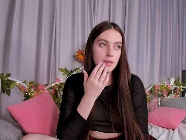 Freechat Alice-Smile on BongaCams