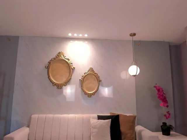 Offline AliceHarper1 on BongaCams