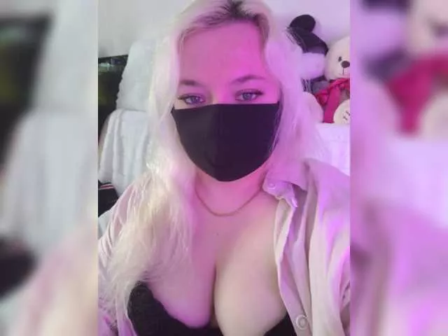 Offline Alicekitty on BongaCams