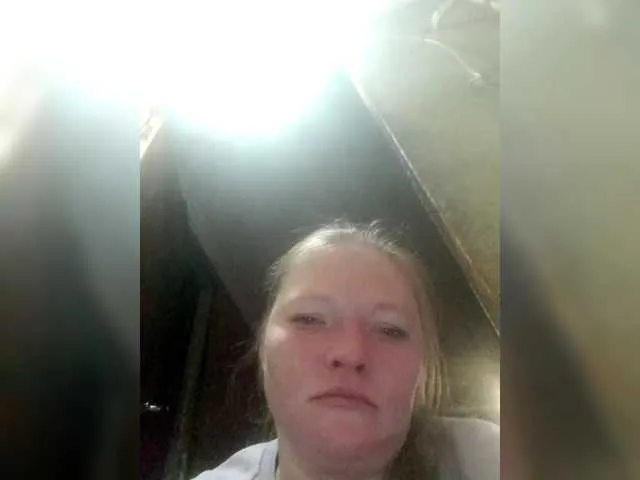 Offline AliceLaKatana on BongaCams