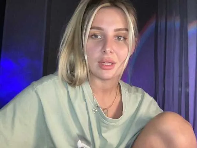 Offline Alicemiumur on BongaCams