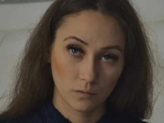 Offline AliceMunro on BongaCams