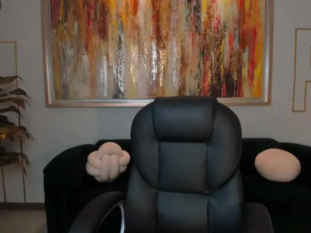 Offline AlinaKravitz on BongaCams