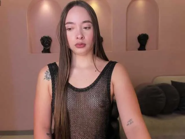 Offline AlinaKravitz on BongaCams