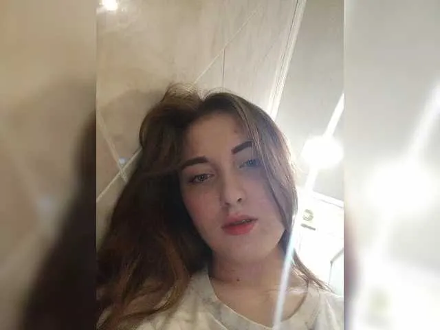 Freechat AlinaLili on BongaCams