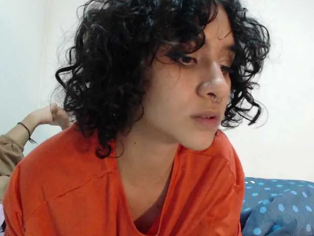 Offline AlinaWoolf on BongaCams