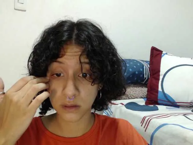 Offline AlinaWoolf on BongaCams