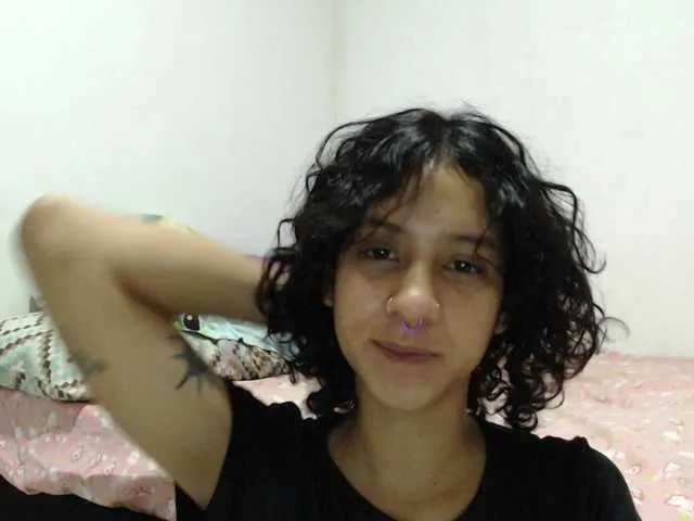 Offline AlinaWoolf on BongaCams