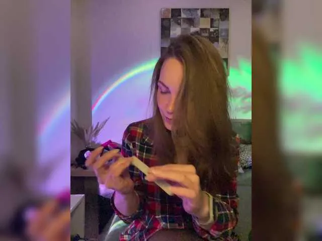 Offline Alisasqrl on BongaCams