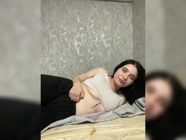 Offline Aliska22 on BongaCams