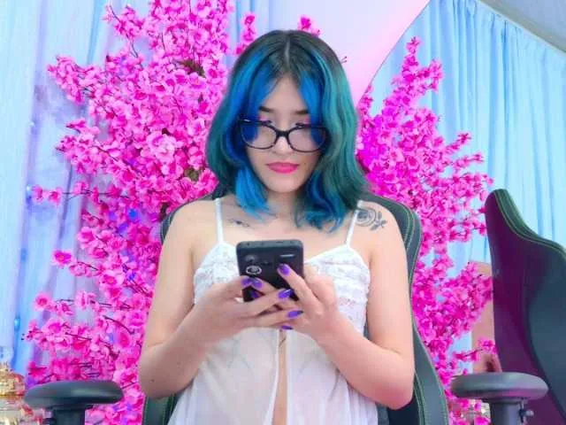 Freechat AlliciaKim on BongaCams