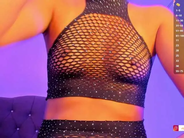 Offline Alysson-18 on BongaCams