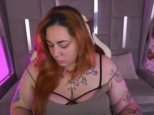 Offline AmazonkaStarrr on BongaCams