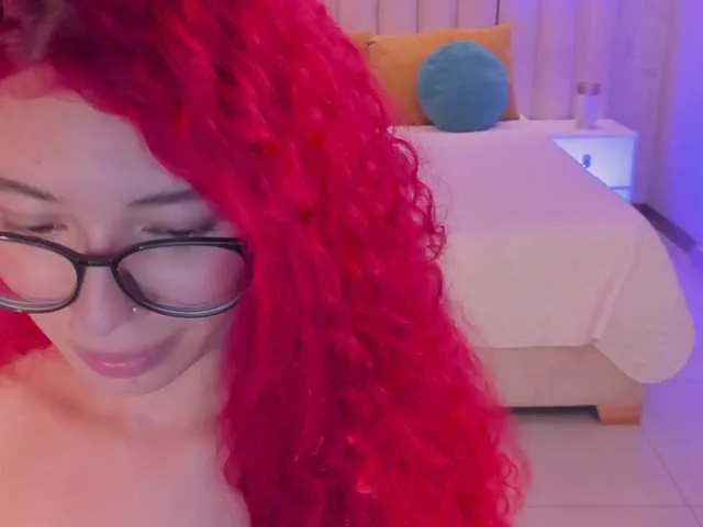 Offline AmberFox1 on BongaCams