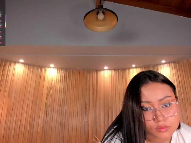 Freechat AmberLewis on BongaCams