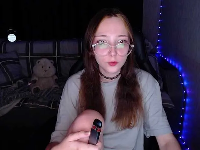 Offline AmeliaMeow on BongaCams