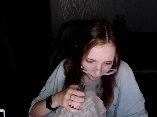 Offline AmeliaMeow on BongaCams