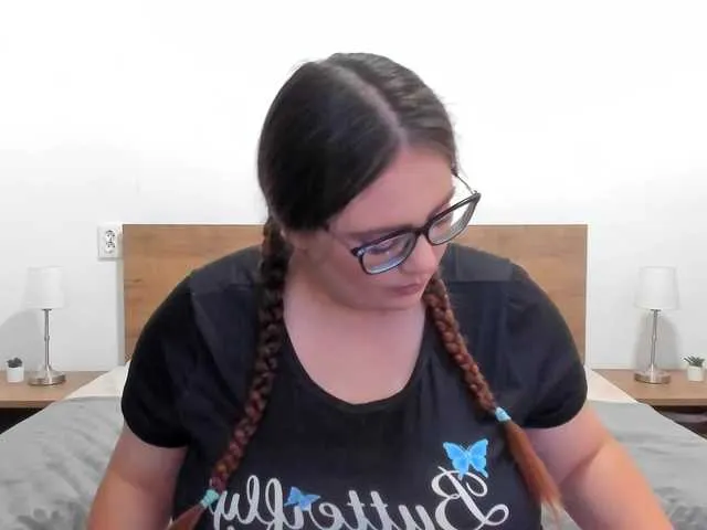 Freechat amiravyxen on BongaCams