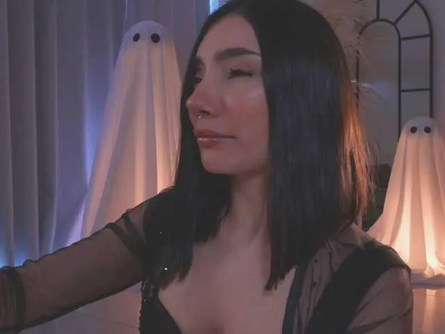 Offline AmyArmstrong on BongaCams