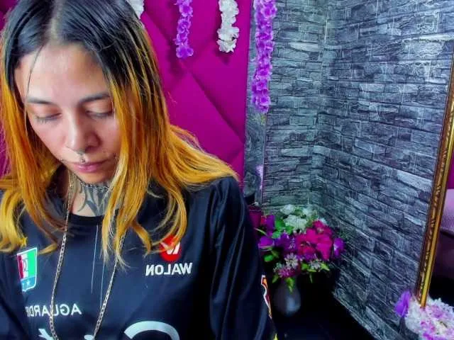 AnalHade on BongaCams 