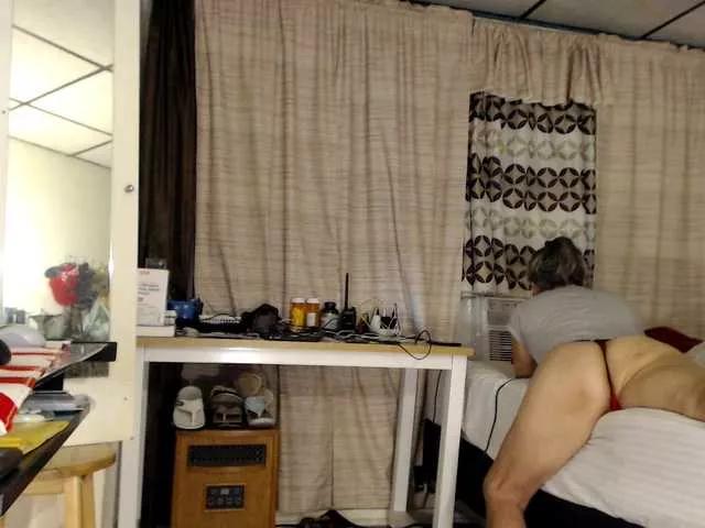 AnalTaxi from BongaCams