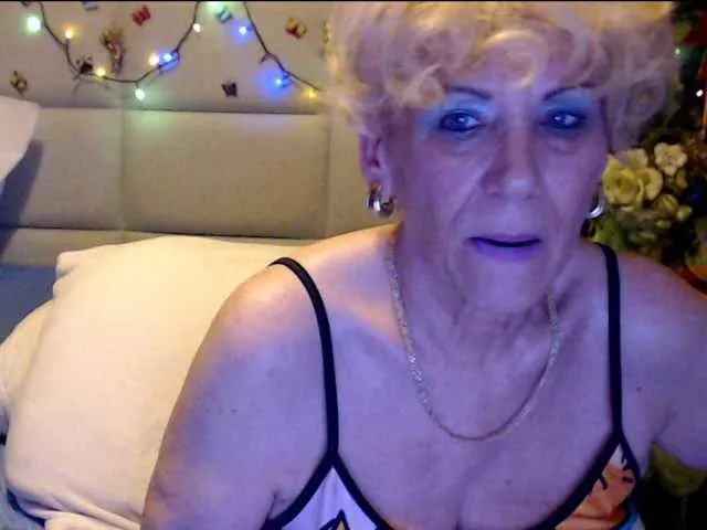 Offline ANGELGRANNY on BongaCams