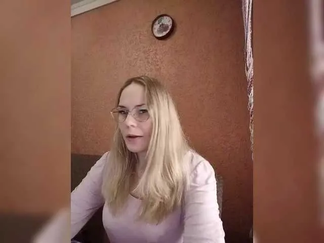Offline Angelicac on BongaCams