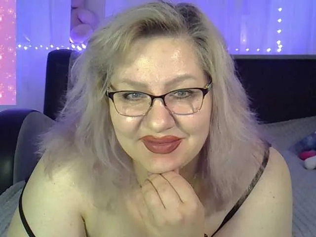 Offline AngelinaGlam on BongaCams