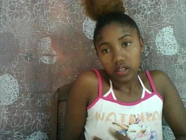 Annah21 from BongaCams