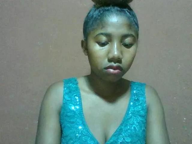 Annah21 from BongaCams