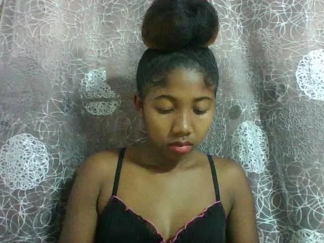 Annah21 from BongaCams