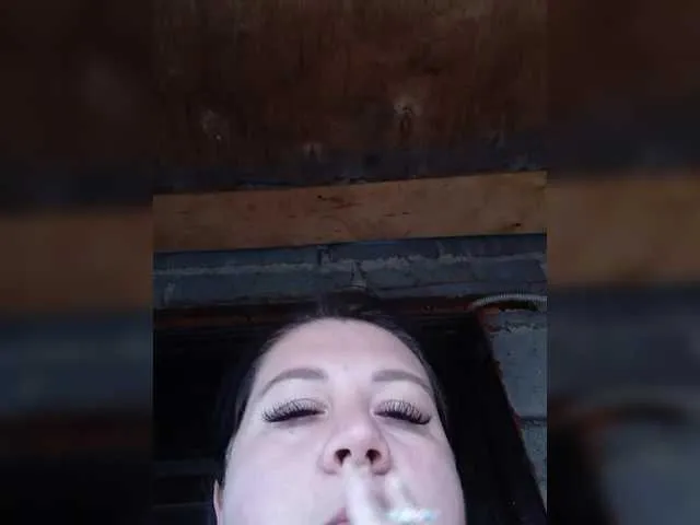 Offline AnnaVictoriaa on BongaCams